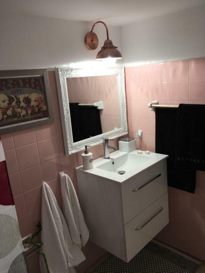 Art Island House Apartment Атина Екстериор снимка